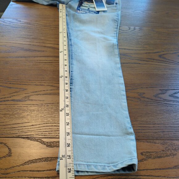 Miracle Jeans Promise 8 Wide Cuff Crop Caldera Wash Blue Denim Tummy Control - Picture 12 of 14